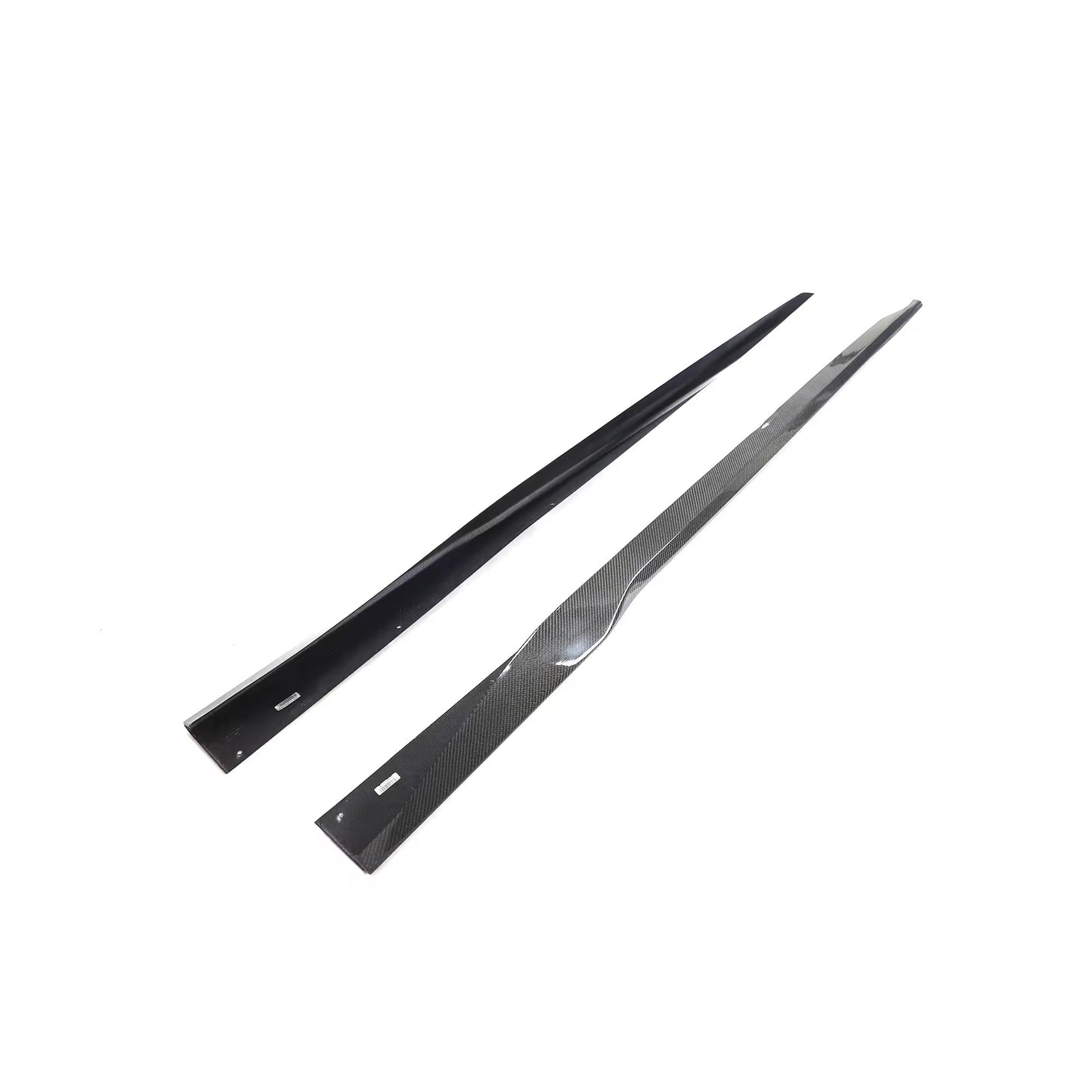 FORD MUSTANG (S650) DARK HORSE STYLE CARBON FIBRE SIDE SKIRTS