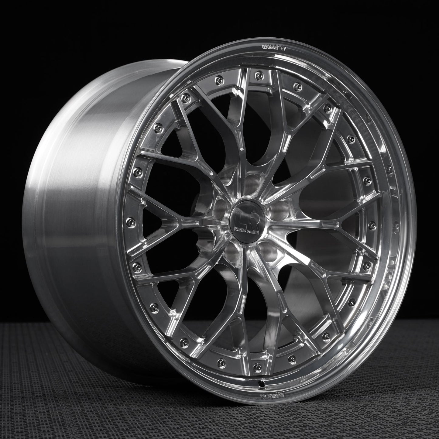ER01 | LR Forged Two-Piece Forged Wheel