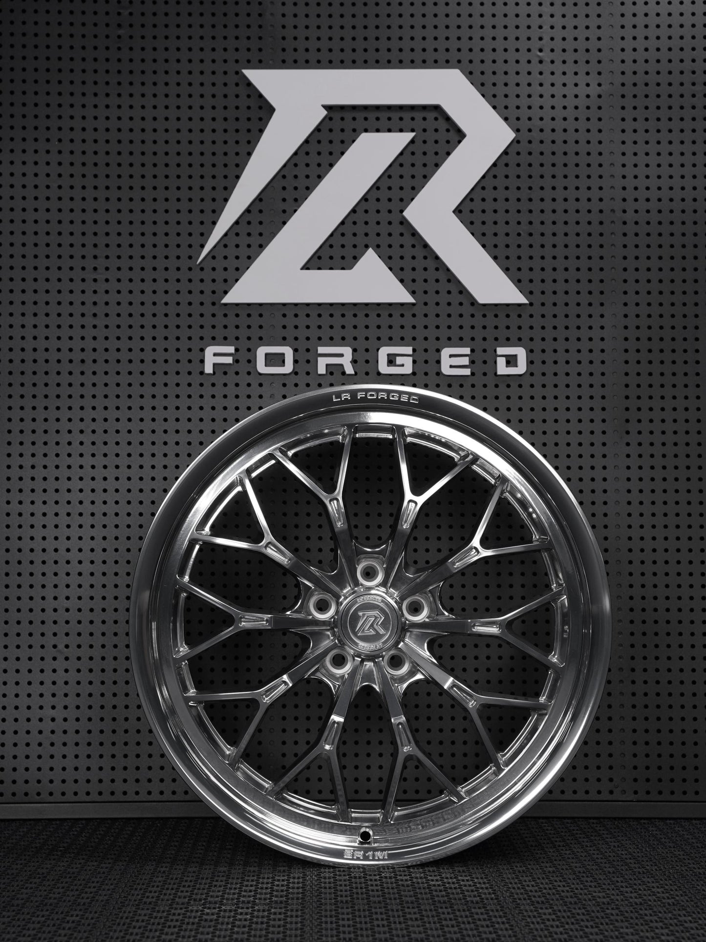 ER1M | Monoblock Forged Wheel LR Forged