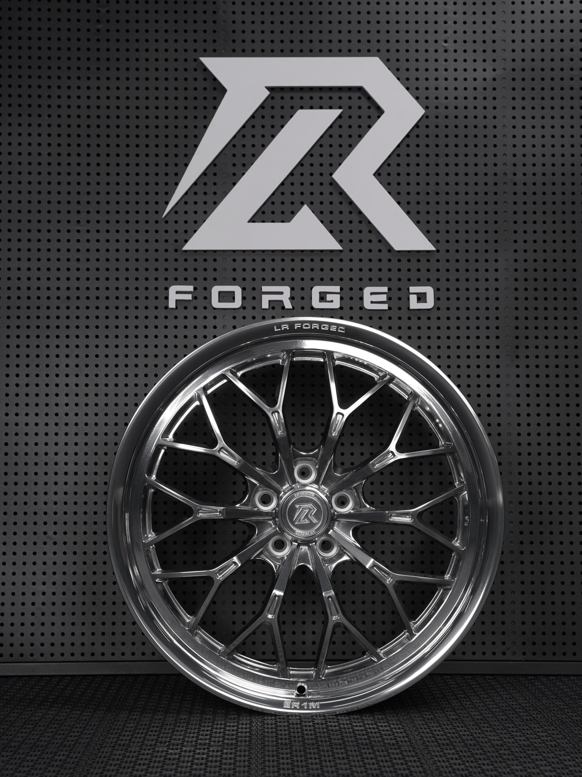 ER1M | Monoblock Forged Wheel LR Forged