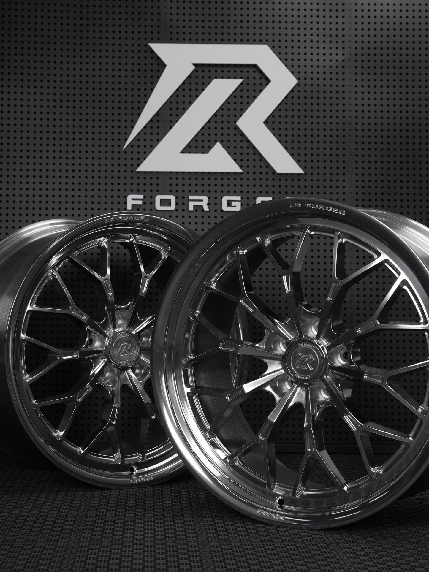 ER1M | Monoblock Forged Wheel LR Forged