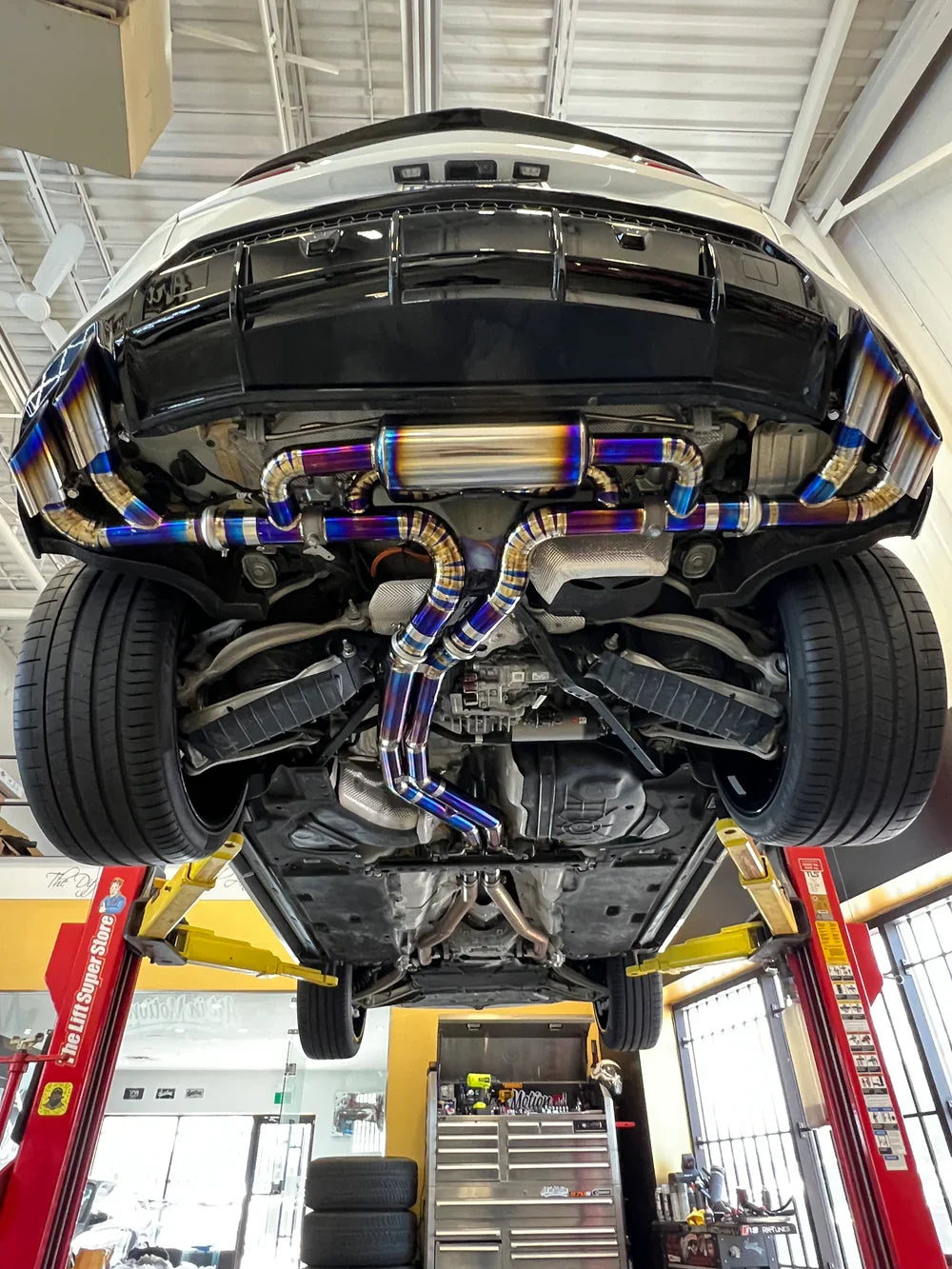 Titanium Catback Exaust | Lamborghini Urus Los Reyes Performance